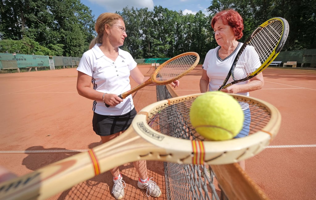 Mutter und Tochter: Gabriele Pfitzner und Grit Meier stehen sich auch manchmal im Match gegenüber.