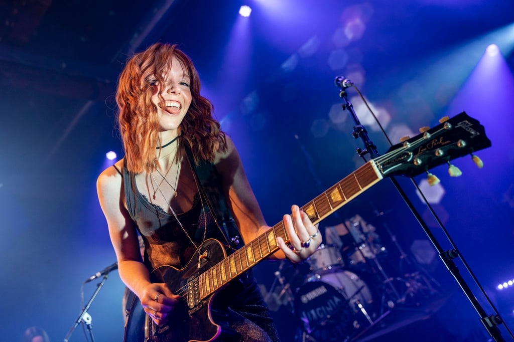 Kann Ella (Lina Larissa Strahl) ihren Musiktraum verwirklichen?