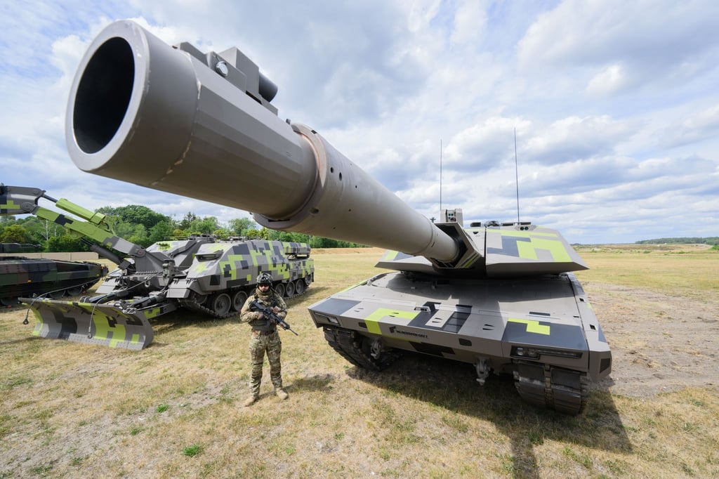 Jetzt doch in die Rüstungsindustrie investieren? Der Krieg in der Ukraine hat die Einstellung vieler Menschen verändert.