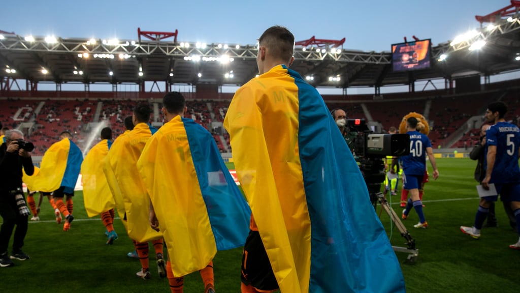 Schachtjor Donezk bei einem Freundschaftsspiel in Piräus im April.