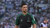 Lars Stindl spirngt Max Eberl zur Seite.