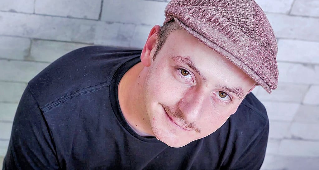 Stefan Danziger kommt mit seinem Programm „Dann isset halt so“ am 7.9.2022 um 20 Uhr auf die Bühne des Magdeburger Moritzhofs.