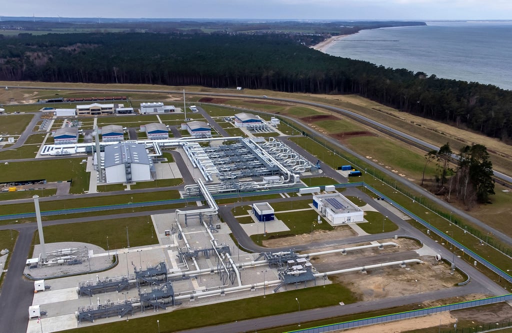 In Lubmin (Mecklenburg-Vorpommern) kommt die Pipeline Nord Stream 2 an. Die Verteilerstation ist außer Betrieb.