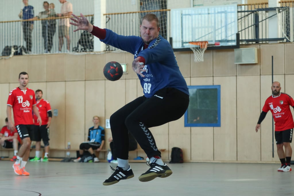 Justin Willitzki erwischte im Stadtderby gegen den BSV 93 einen herausragenden Tag. Die 18 Paraden des Keepers reichten allerdings nicht, um die Niederlage des FSV 1895 zu verhindern.