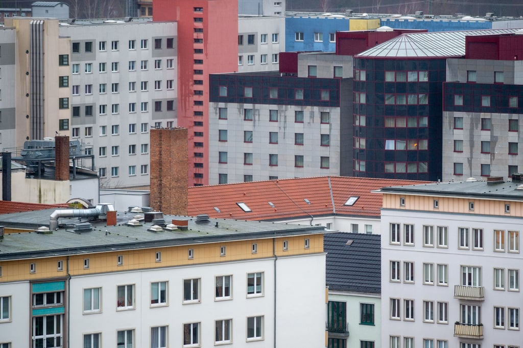 Große private Wohnungsgesellschaften kündigen Einsparungen beim Heizen an.