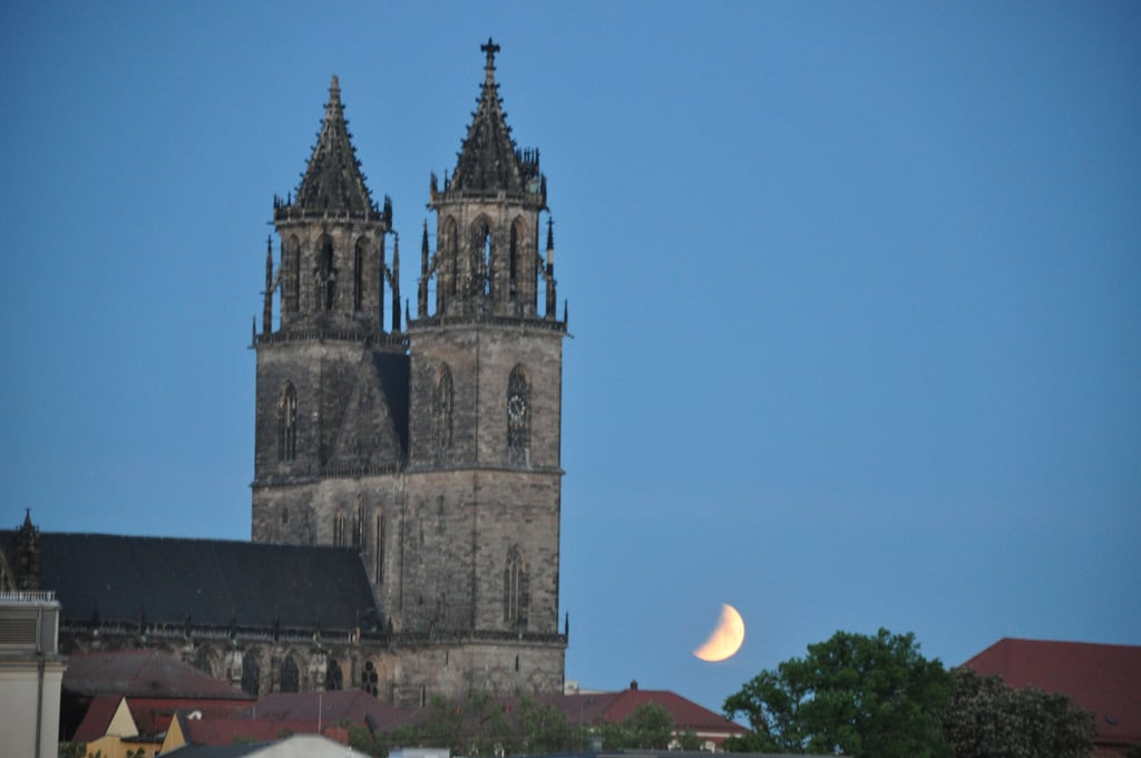 Ab Freitag (9. September 2022) werden wieder Nachtführungen durch Magdeburgs Dom angeboten.