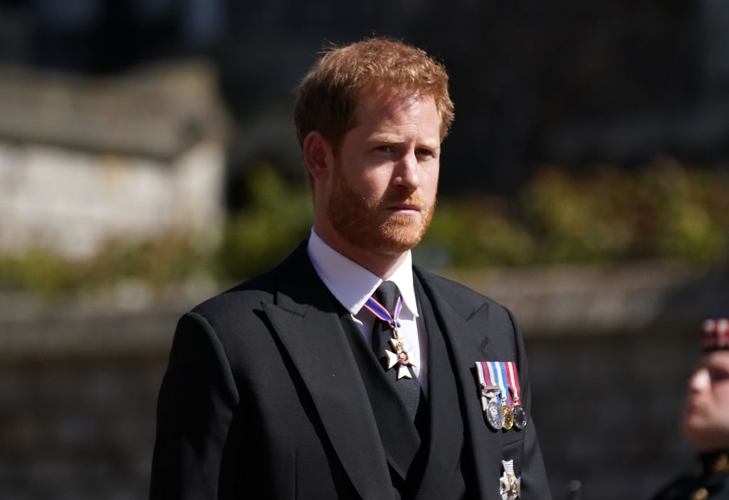 Queen-Enkel Harry machte sich ohne seine Frau Meghan auf den Weg zum Sterbebett seiner Großmutter.