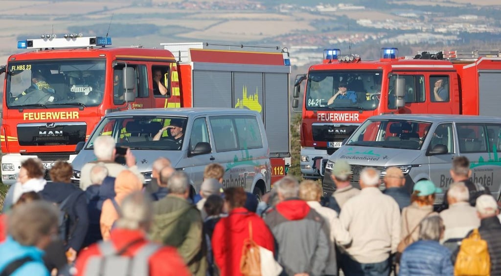 Der Katastrophenfall beim Waldbrand am Brocken im Harz ist beendet. Die Glutnester bekämpfen ab sofort weniger Einsatzkräfte und Rettungshubschrauber. Symbolbild: