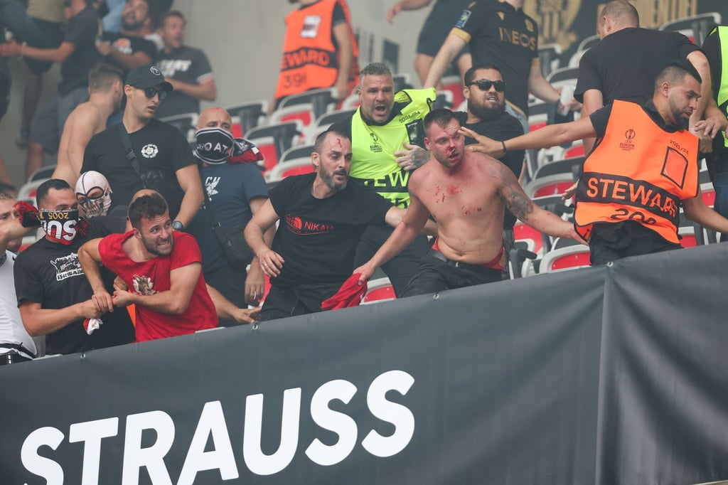 Bei den Ausschreitungen in Nizza waren auch Ultras von PSG beteiligt.