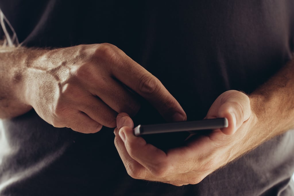 Love Scamming wird immer häufiger gemeldet: Ein Dessauer ist jetzt mit Nacktbildern, die er verschickt hatte, erpresst worden.