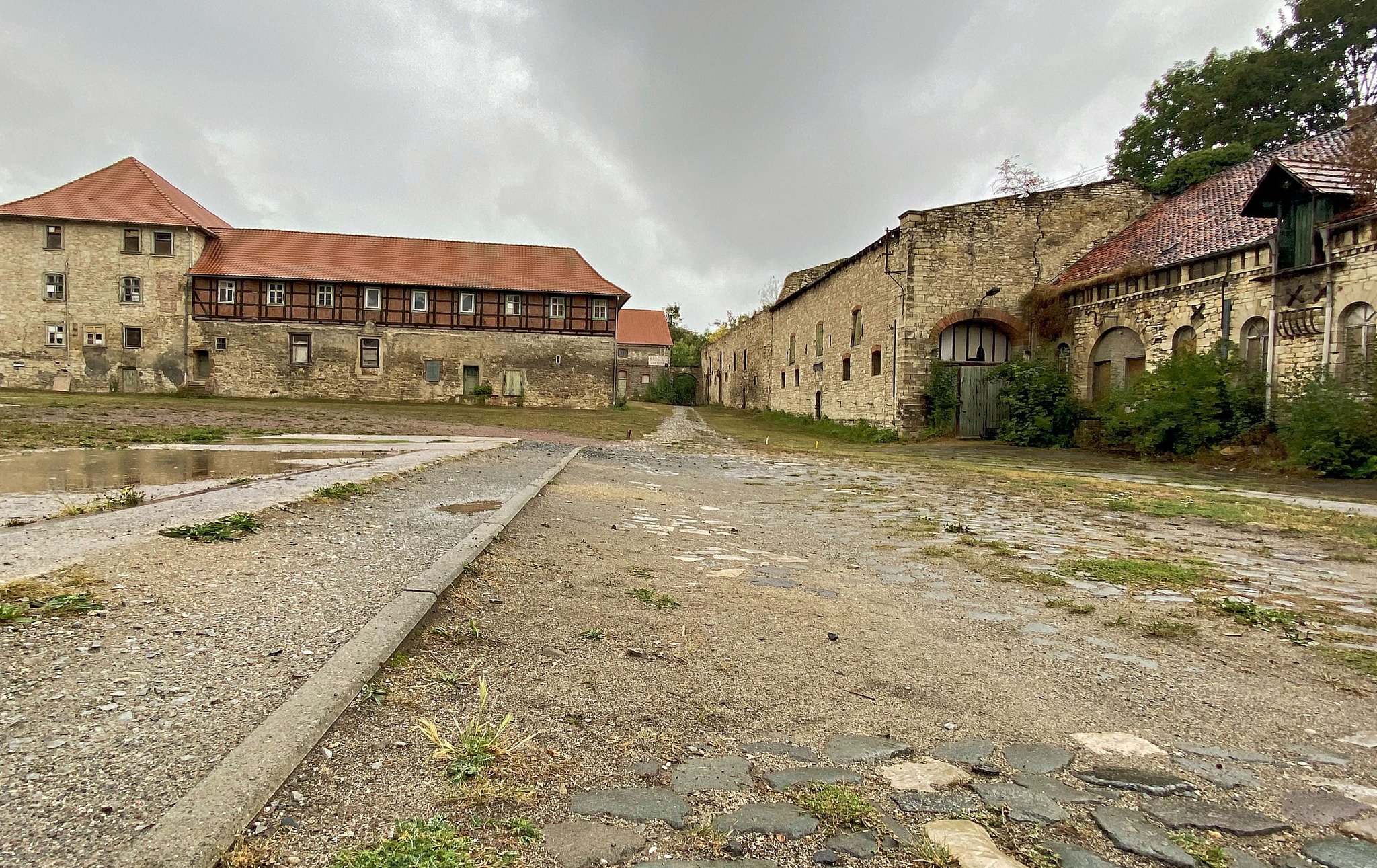 Objekt versteigert Rätselraten um Zukunft des Gutshofs in Röderhof/Huy