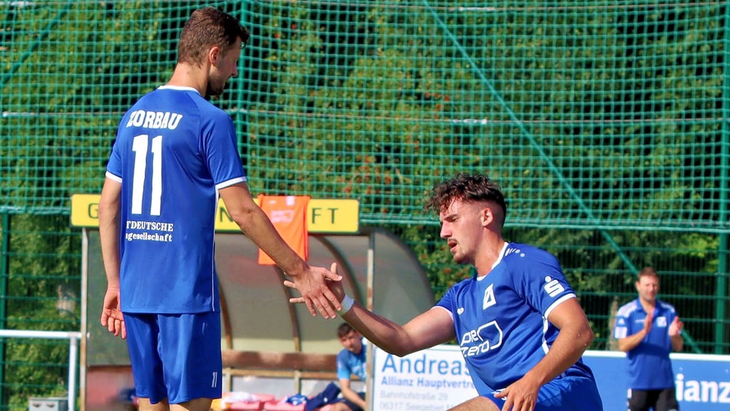 Marek Langr (l.) und Ricky Bornschein trafen am Samstag gegen Nordhausen.
