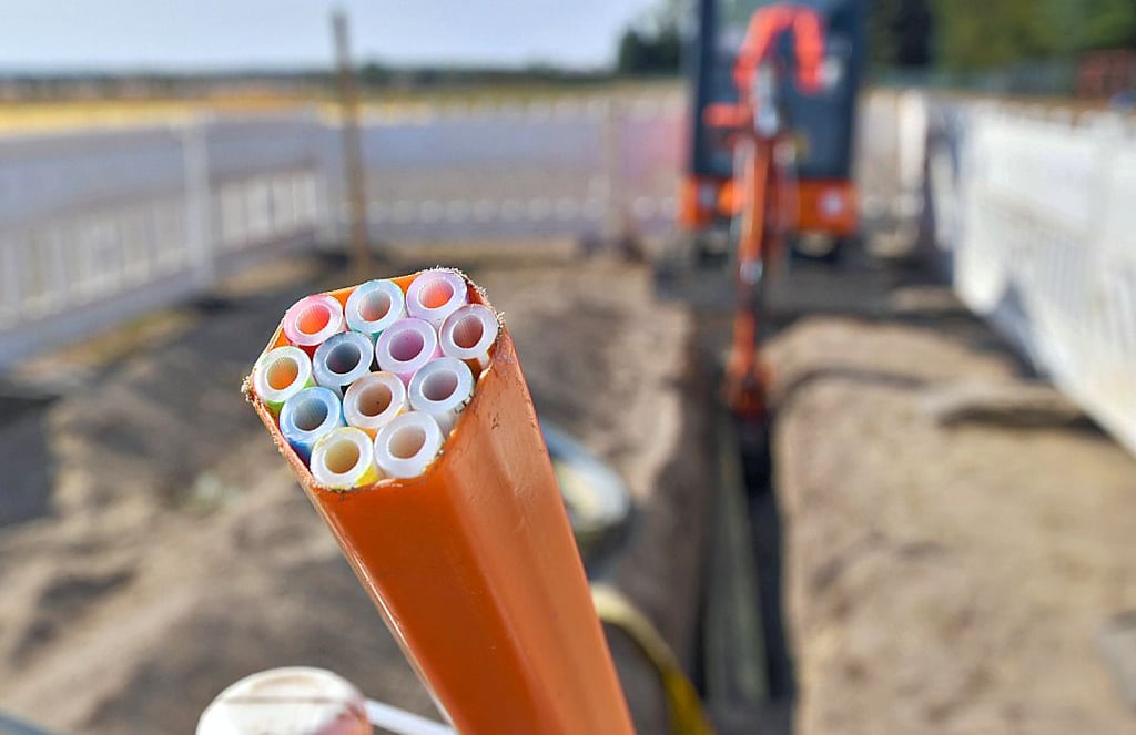 Schnelles Internet: Wann wird der Breitbandausbau in Elbenau fortgesetzt?