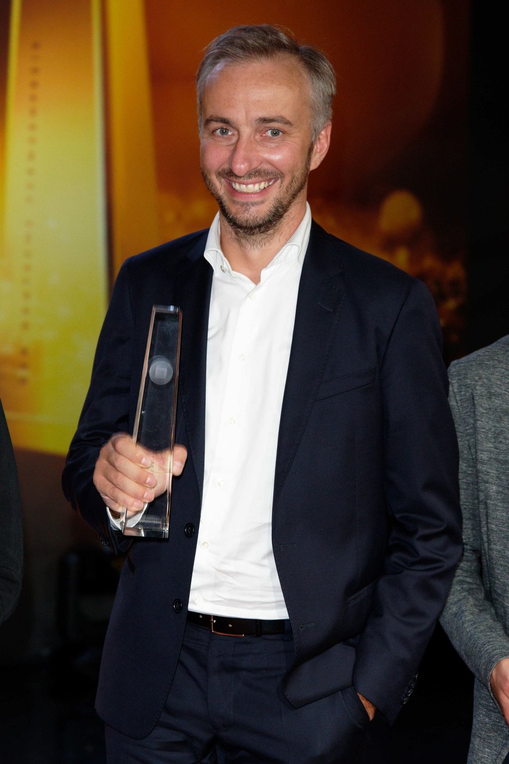 Der Satiriker hat auch in diesem Jahr einen Deutschen Fernsehpreis gewonnen.