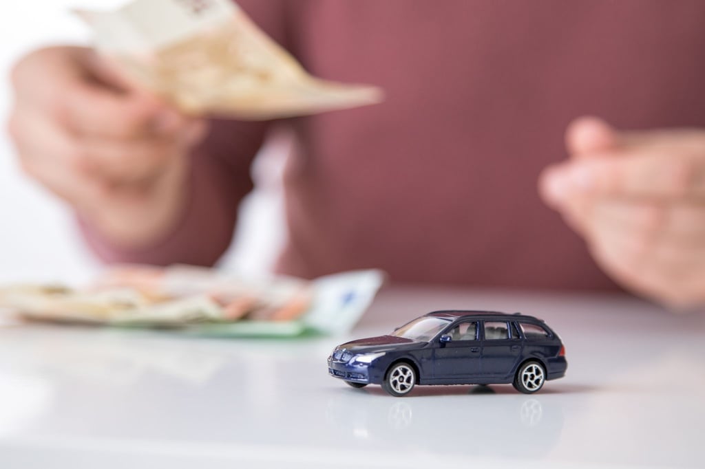 Die Kosten für Autoersatzteile steigen an: Verbraucher müssen sich auf höhere Prämien bei der Kfz-Versicherung einstellen.