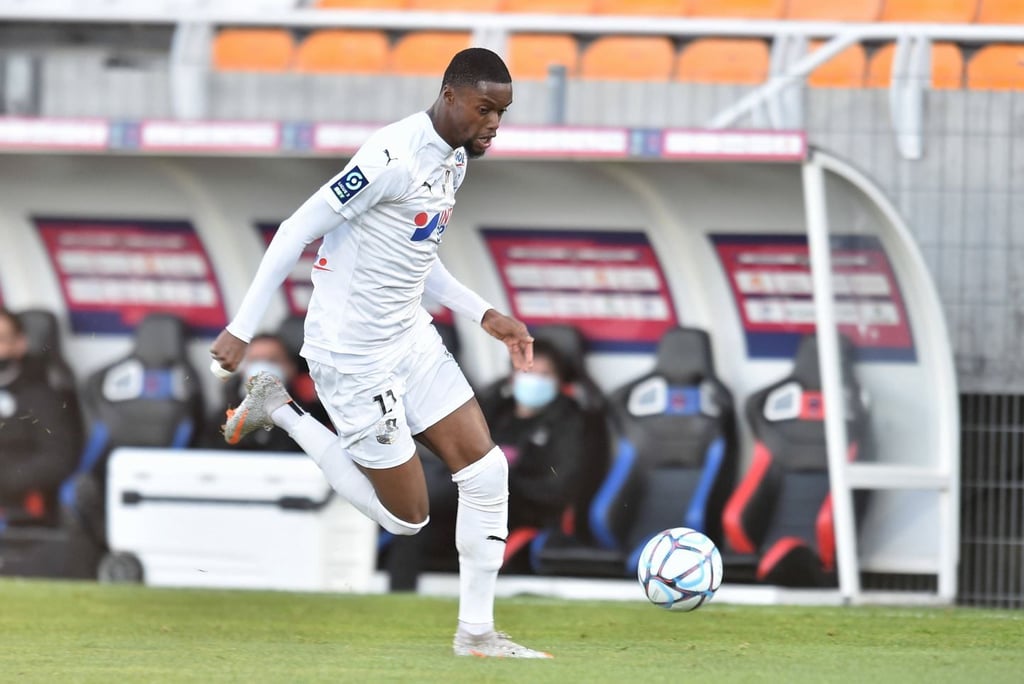 Bald im Dress vom 1. FC Magdeburg? Adama Diakhaby.