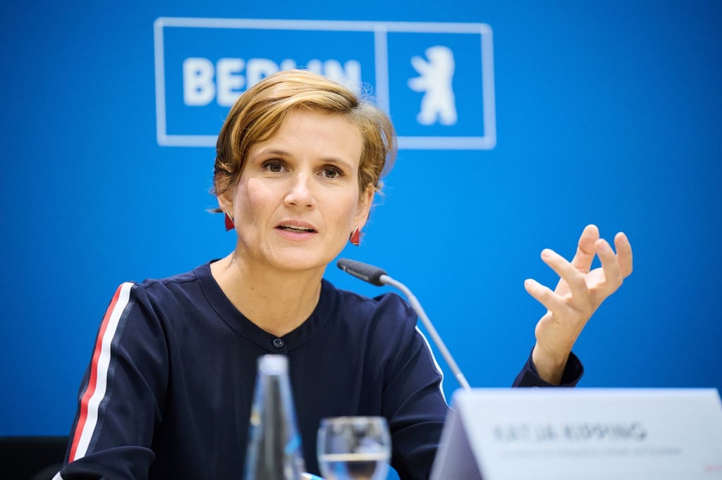 Katja Kipping (Die Linke), Berliner Senatorin für Integration, Arbeit und Soziales, spricht.
