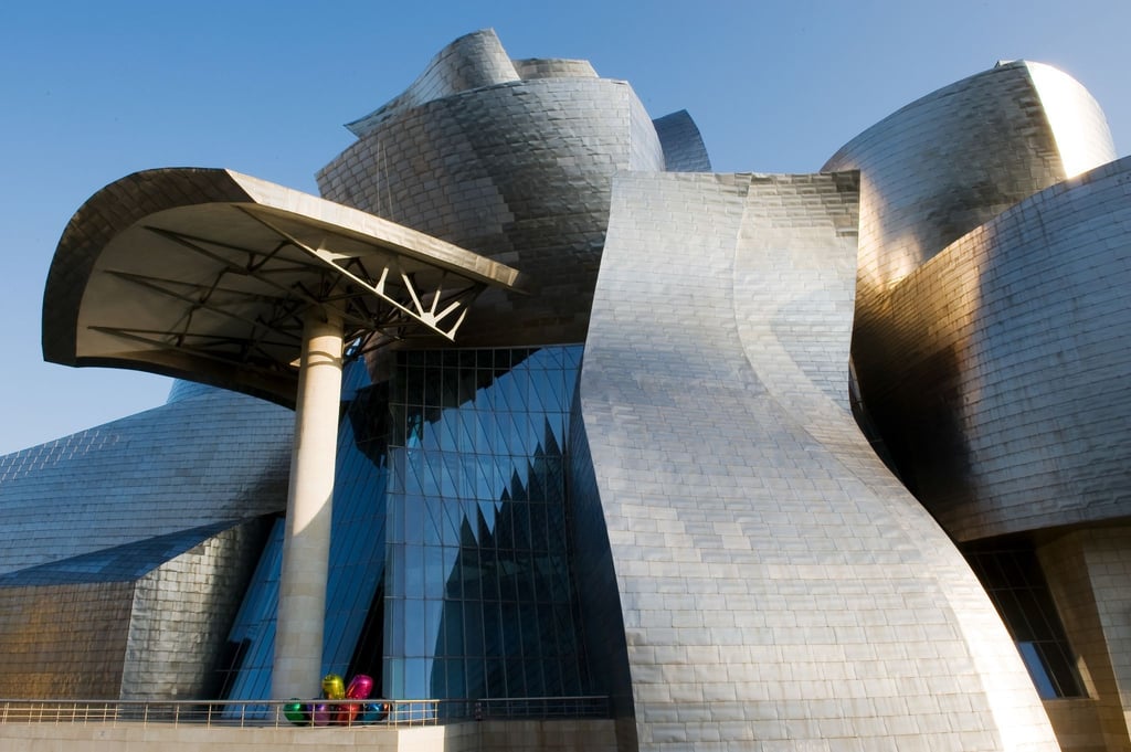 Das Guggenheim-Museum in Bilbao gilt als avantgardistisches Meisterwerk.