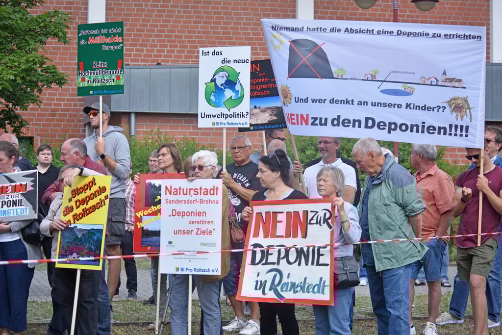 Zuletzt wurde in Sandersdorf gegen die Deponie demonstriert.