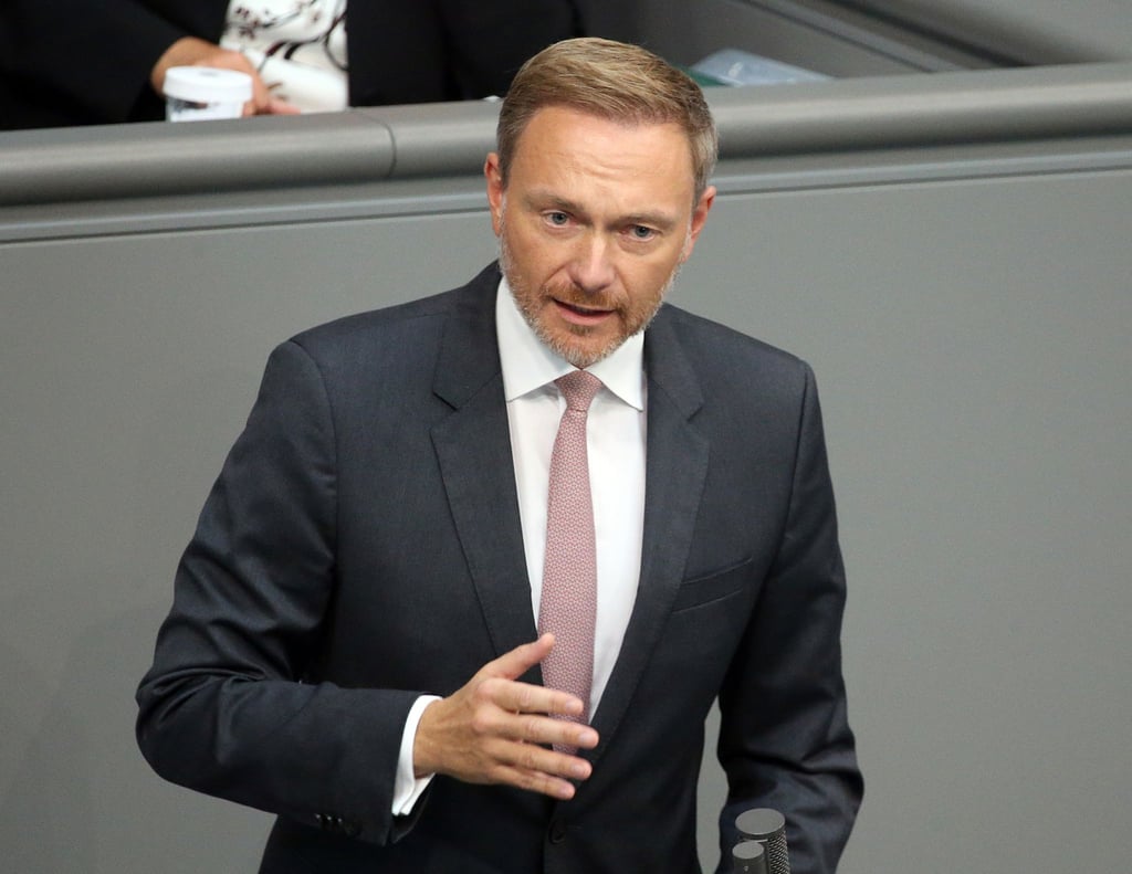 Christian Lindner (FDP), Bundesgefinanzminister, spricht.