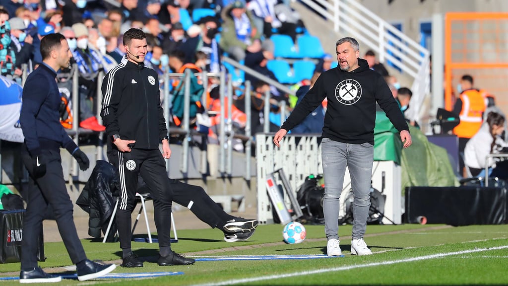 Beide inzwischen entlassen: Trainer Domenico Tedesco (l.) und Thomas Reis.