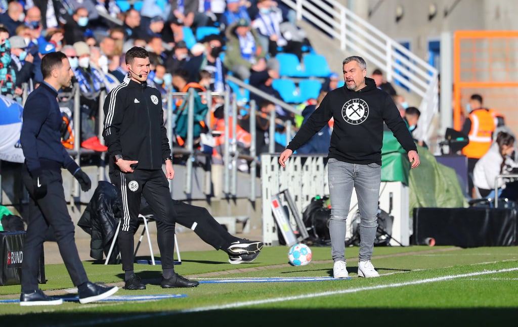 Beide inzwischen entlassen: Trainer Domenico Tedesco (l.) und Thomas Reis.