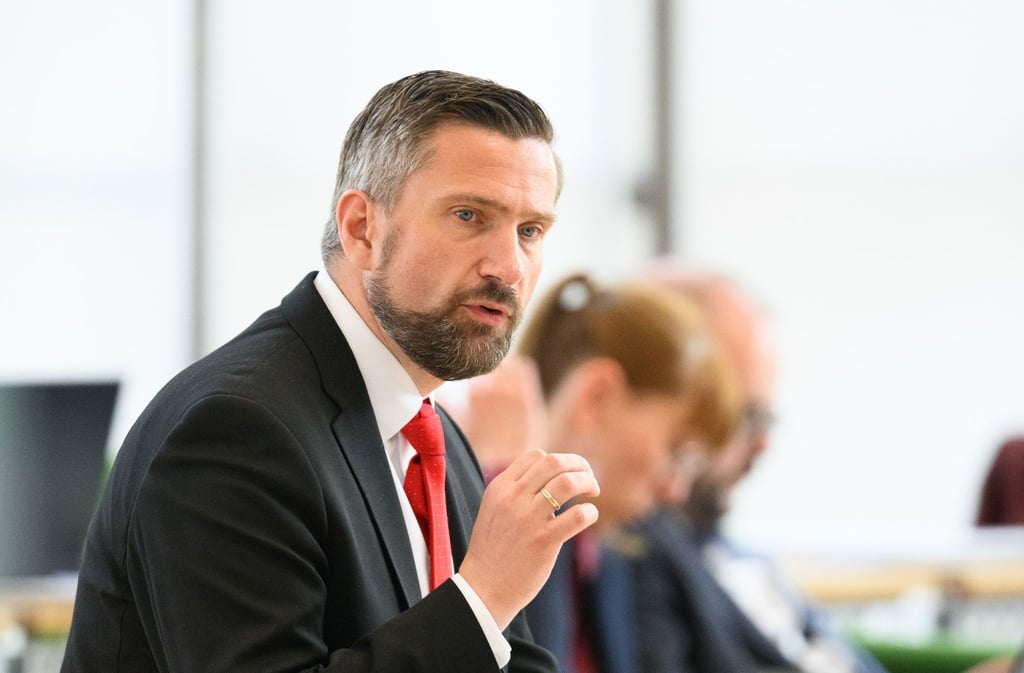 Sachsens Wirtschaftsminister Martin Dulig hält eine Fachregierungserklärung.