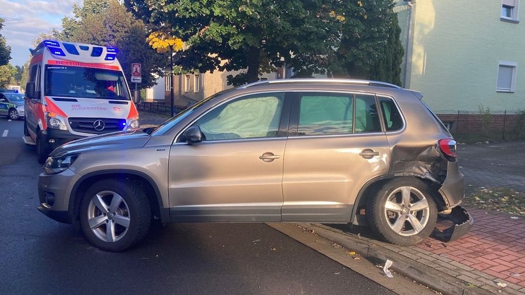 Ein Unfall unter Alkoholeinfluss hat sich am Donnerstag, 15. September, kurz nach 17.30 Uhr auf der Weteritzer Landstraße ereignet.
