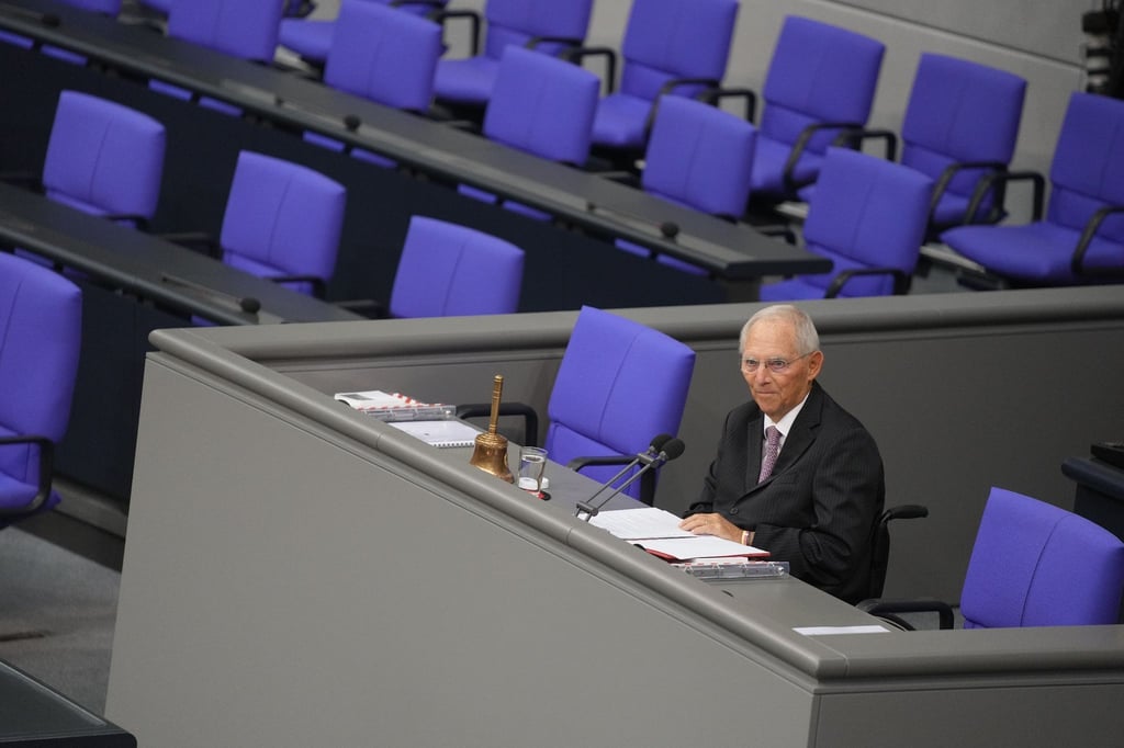 Der damalige Bundestagspräsident Wolfgang Schäuble (CDU) spricht am 26.10.2021 bei der konstituierenden Sitzung des neuen Bundestags.