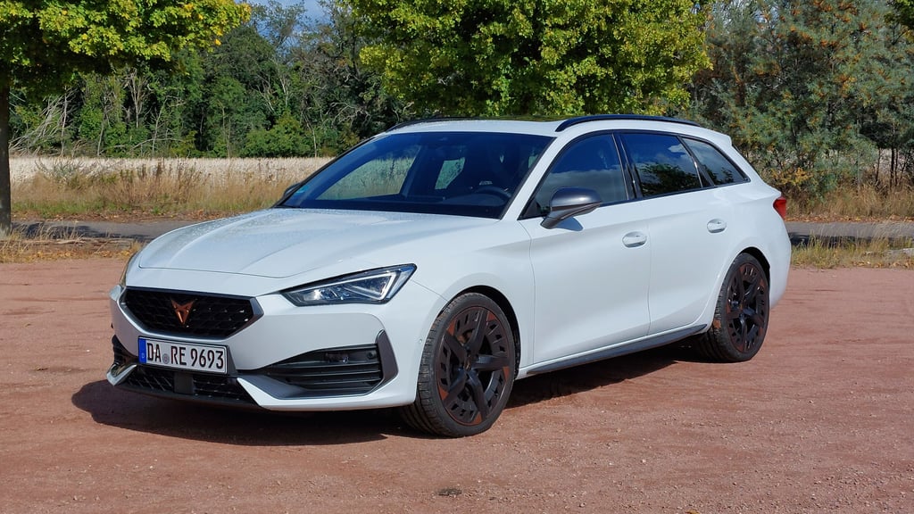 Der Cupra Leon Sportstourer ist 4,67 Meter lang
