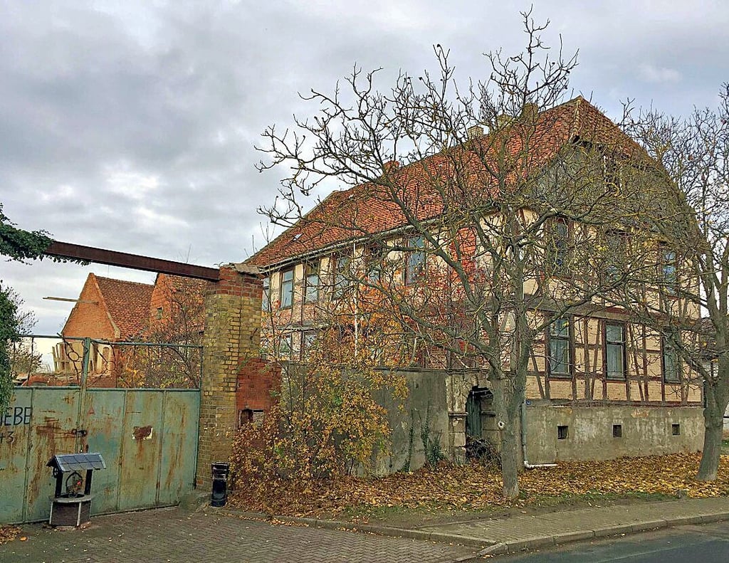 2018 fiel die Entscheidung für dieses Grundstück, das von der Stadt aber noch erworben und abgerissen werden musste.
