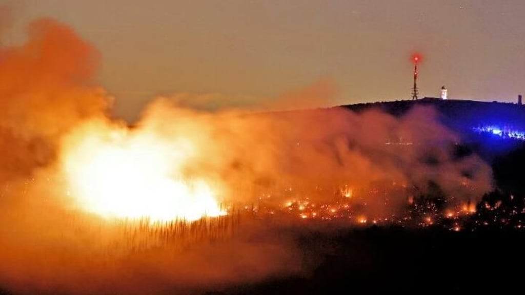 Zehn Tage lang hat ein Waldbrand unterhalb des Brockengipfels insgesamt 1800 Einsatzkräfte im Harz in Atem gehalten. Mit einer Fläche von 160 Hektar ist eines der größten Feuer der vergangenen Jahrzehnte in Sachsen-Anhalt gewesen, sagt Kreisbrandmeister Kai-Uwe Lohse.