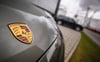 Der Volkswagen-Konzern wird seine Sportwagentochter Porsche AG an die Börse bringen. Die Zeichnungsfrist für die Vorzugsaktien der Porsche AG beginnt.