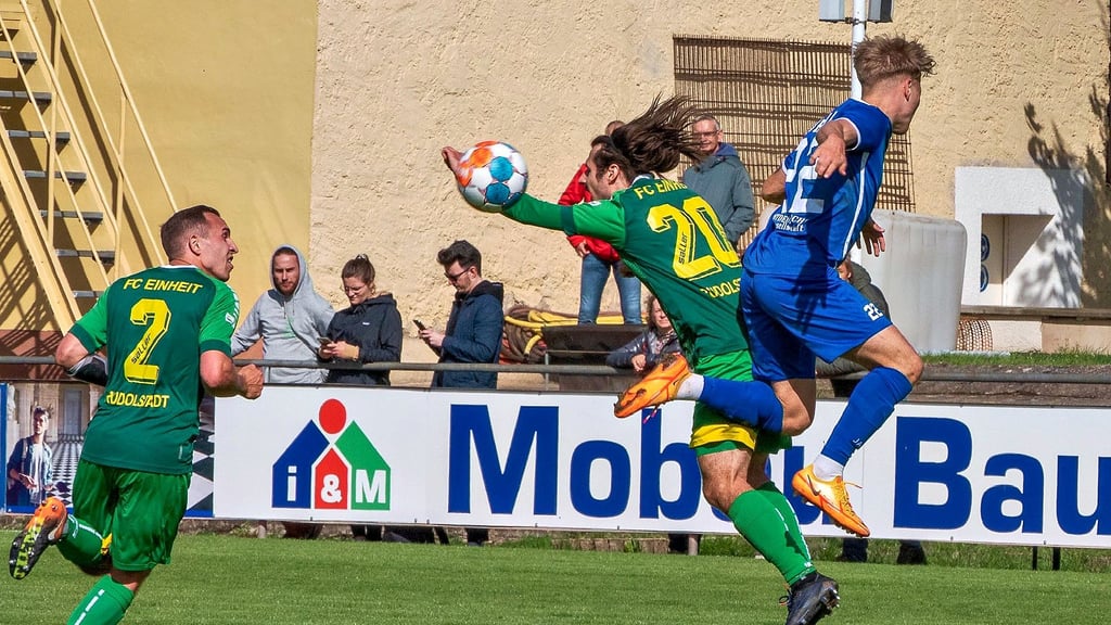 Valentino Schubert (r.) sorgte in der 62. Minute für den Ausgleich.