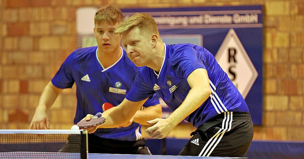 Sind mit einem Doppelsieg gestartet: Lucas Hörhold (l.) und Jens Köhler. Danach gelang Hörhold noch ein Sieg im Einzel.