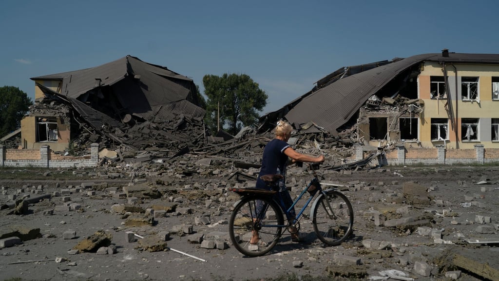 In den besetzten ukrainischen Gebieten will die russische Militärverwaltung über den Beitritt zu Russland abstimmen lassen.