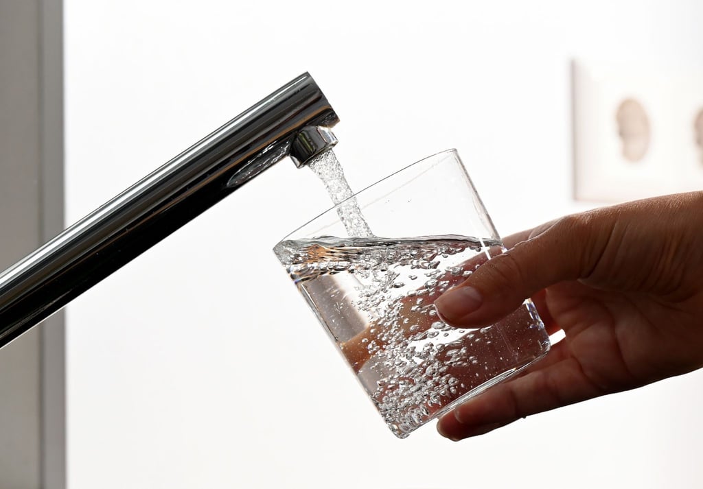Könnte es in den kommenden 10 bis 15 Jahren zu Engpässen beim Trinkwasser kommen? Laut einer Umfrage sorgen sich bereits 41 Prozent der Bundesbürger um die Versorgungssicherheit.