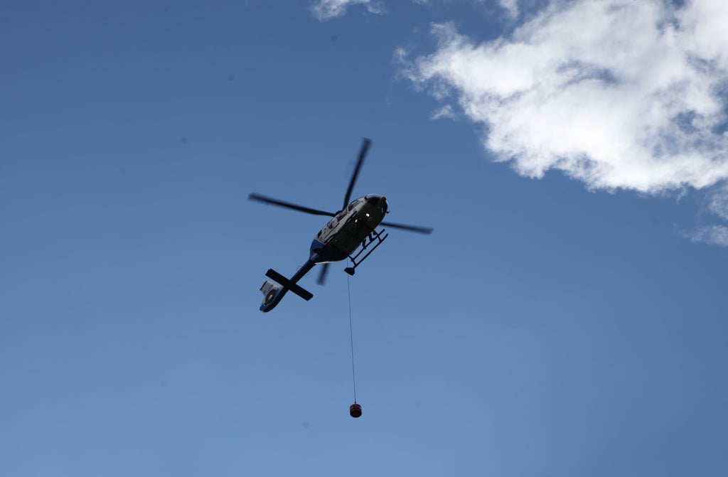 Ein Hubschrauber der Bergwacht mit einem Recco-Sender in Ramsau bei Berchtesgaden.