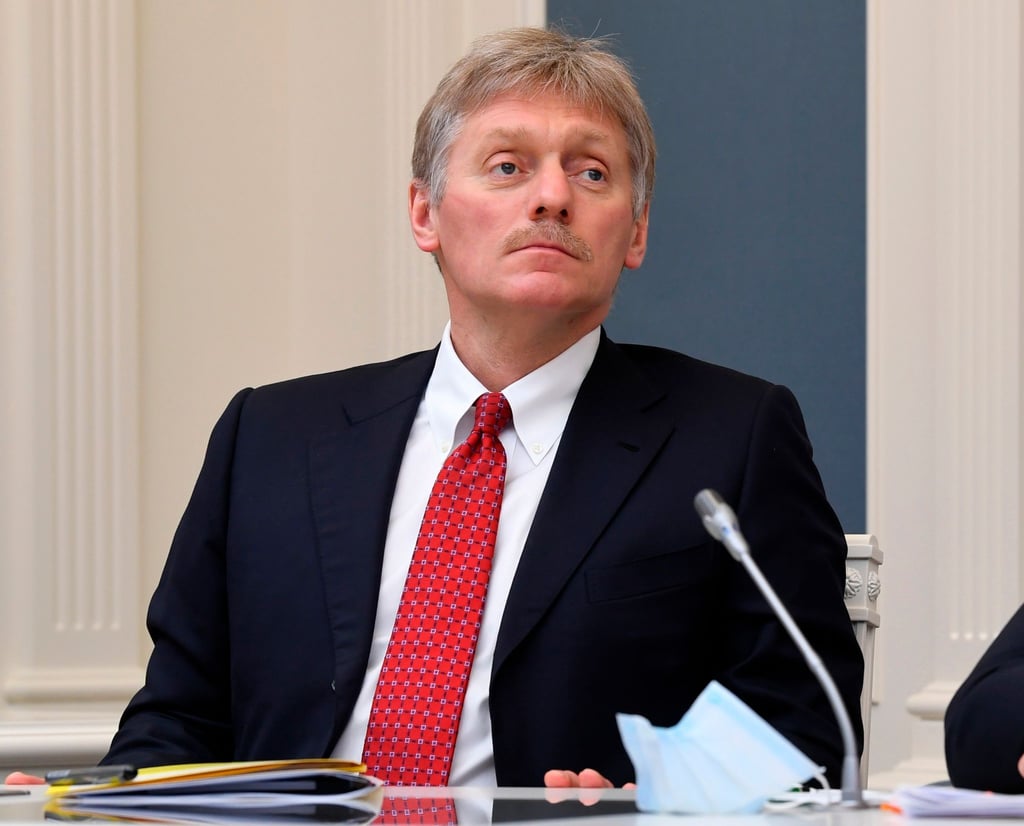 Der Sohn von Kremlsprecher Dmitri Peskow ist in einem Telefonat als Drückeberger entlarvt worden.