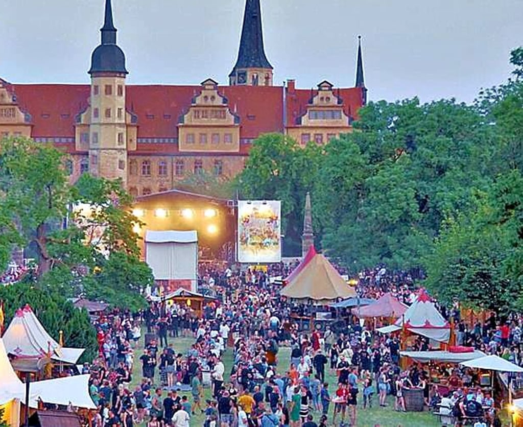 Das stark besuchte Mittelalterrock-Festival von 2022 soll es auch bei den Schlossfestspielen 2023 in Merseburg wieder geben.