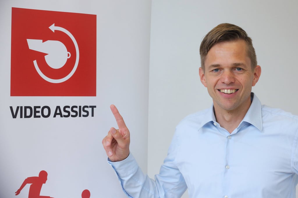 Ex-Schiedsrichter Jochen Drees ist VAR-Projektleiter beim DFB.