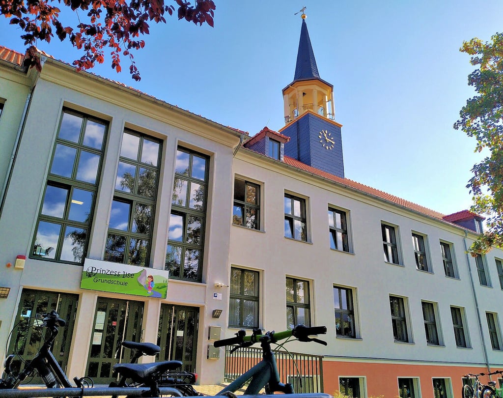 An der Prinzess-Ilse-Grundschule in Ilsenburg lernen aktuell 171 Kinder, darunter acht Kriegsflüchtlinge aus der Ukraine. Eltern beklagen massive Probleme bei der Unterrichtsversorgung.
