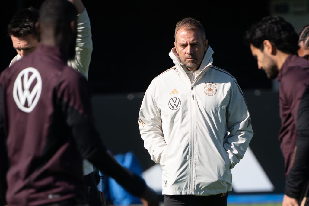 Bundestrainer Hansi Flick bei einer Trainingseinheit der DFB-Auswahl.