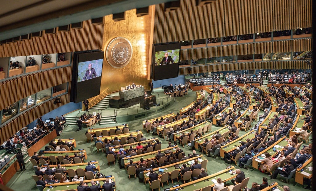 UN-Generalsekretär António Guterres spricht vor der UN-Vollversammlung.