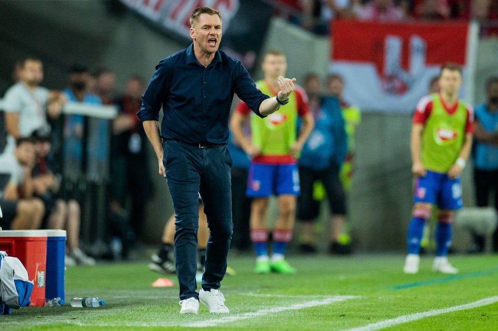 Michael Boris trainiert den Fehérvár FC.