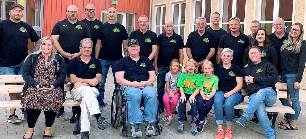 Jung und Alt gemeinsam vereint - der Schul- und Siedler-Verein bringt Schwung ins Leben der Sargstedter Siedlung.