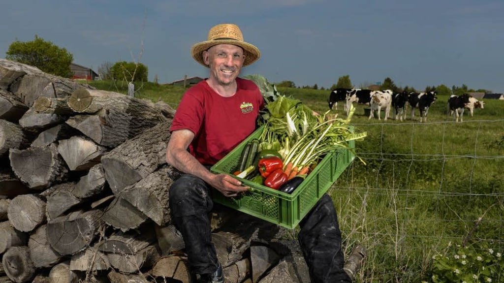 Für Öko-Landwirt Klaus Feick sind die Biokisten ein wichtiges Standbein des Betriebs in Greifenhagen.