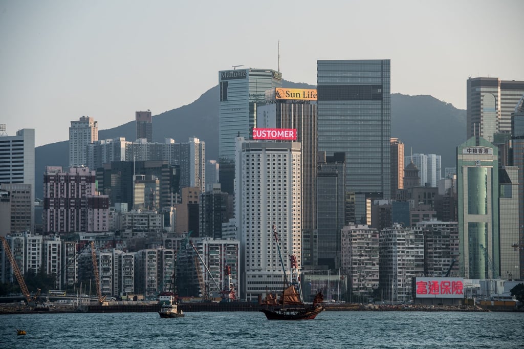 Hongkong verlangt von Einreisenden keine dreitägige Quarantäne mehr.