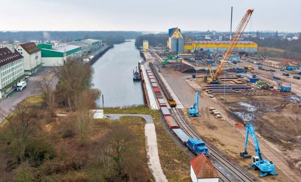 Blick auf den Roßlauer Hafen.