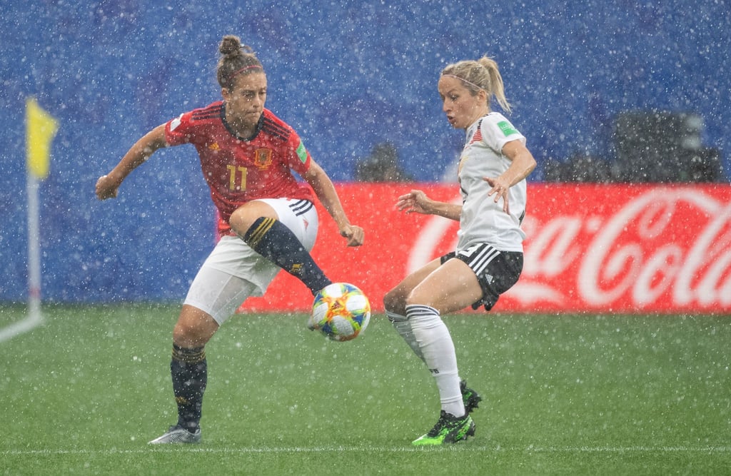 Sollte angeblich mit Verlassen der spanischen Nationalmannschaft gedroht haben: Spielerin Alexia Putellas (l).